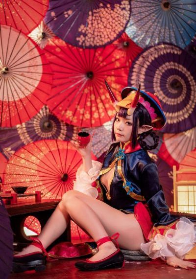 美女露出双乳-全集高清高清视频观看