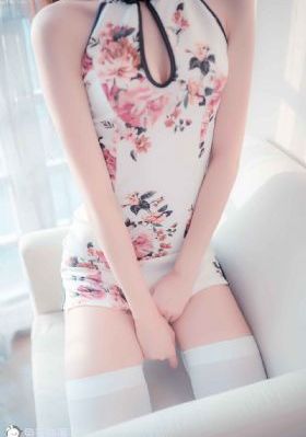 清纯白嫩的高中校花在线观看-手机影院磁力搜索