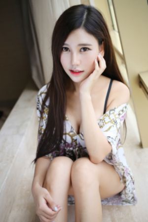 一老头和一女的在沙发上偷情-详情手机在线看
